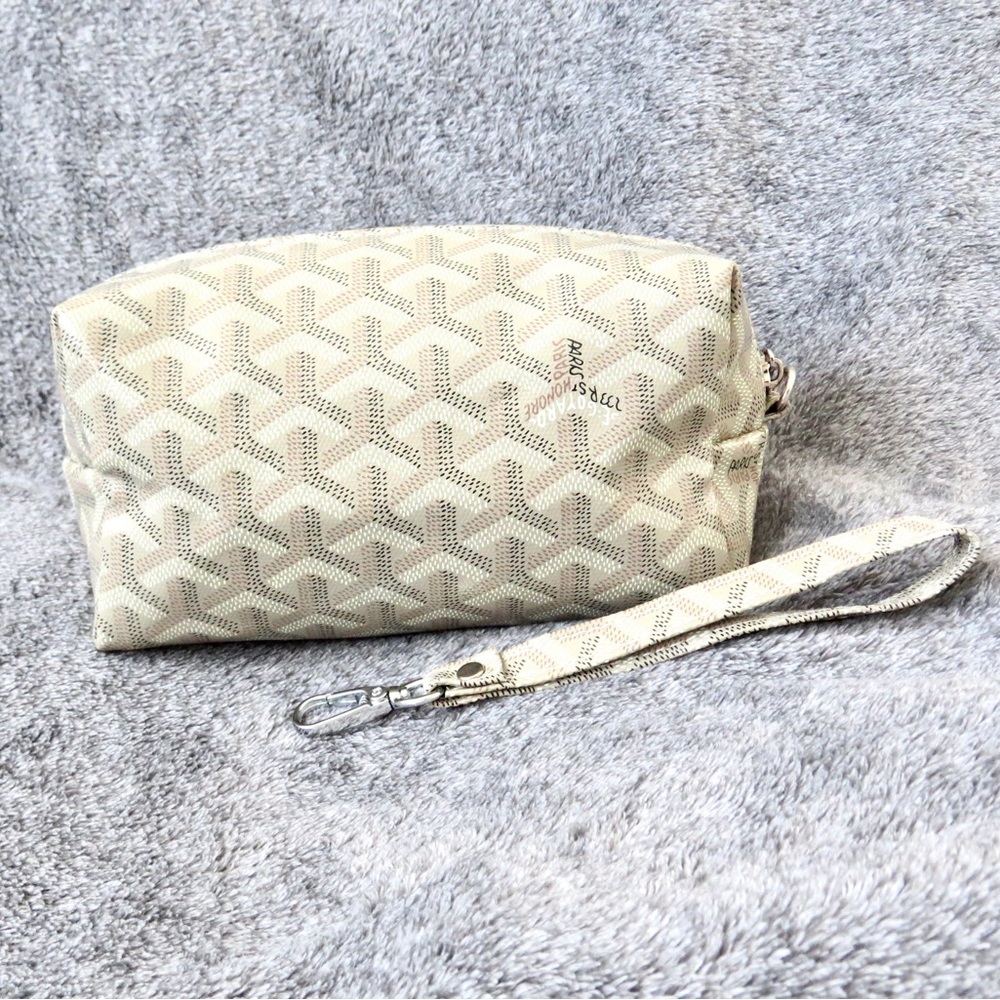 Goyard Cosmetic Bag Toiletry Pouch New Unisex